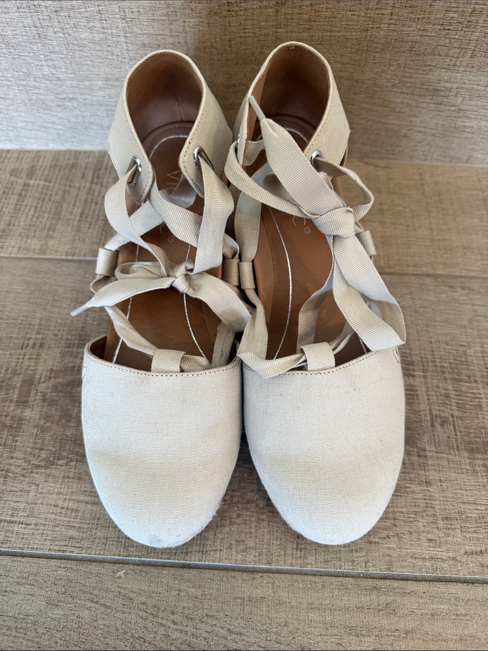 Vionic Cream Canvas Lace-Up Wedge sandals shoes with Ankle Ties 9